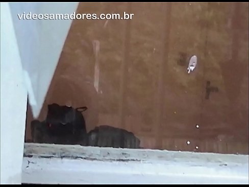 ❤️ Kåt man tittar på sin flickvän med en annan kille, spelar in en knullvideo utan att störa paret. ❤️ Porno at us